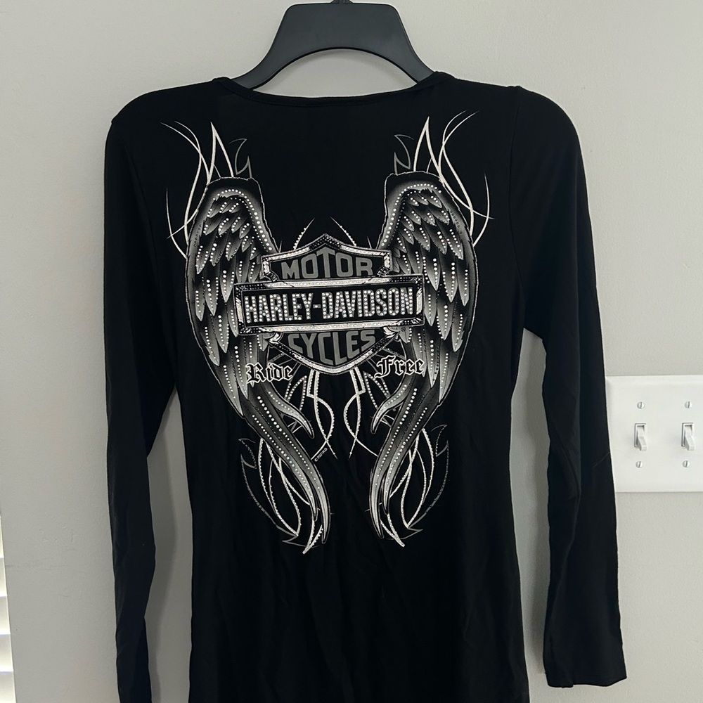 ***SOLD ON ANOTHER PLATFORM*** 
Harley-Davidson Black Drape Neck Women's Top